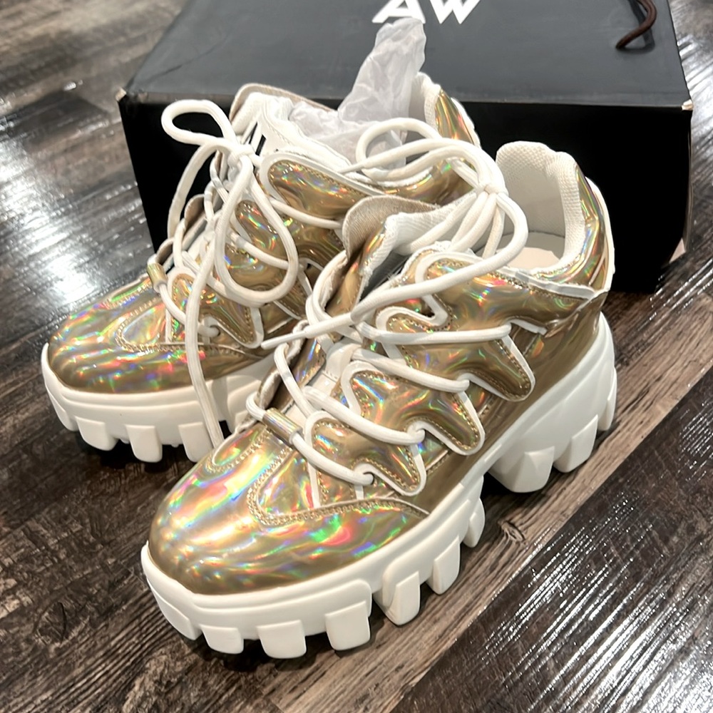 NIB Anthony Wang collection sneakers sz 5.5